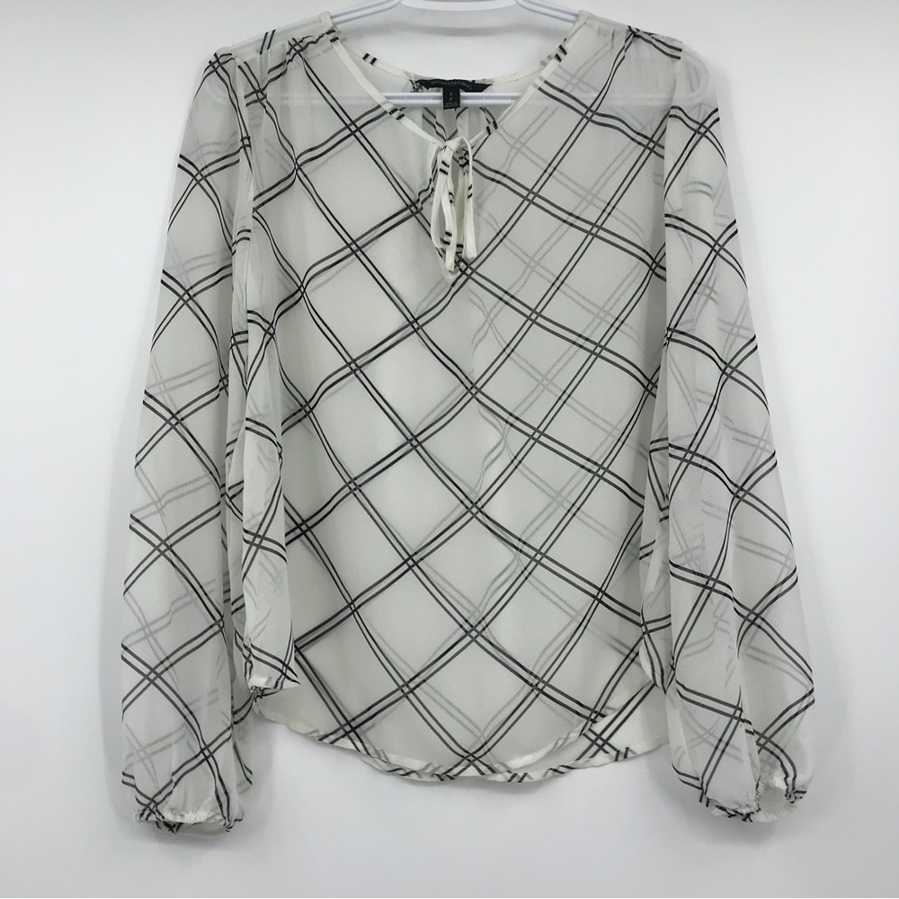 Banana Republic White Print Chiffon Blouse Relaxed Fit Keyhole and Tie SMALL